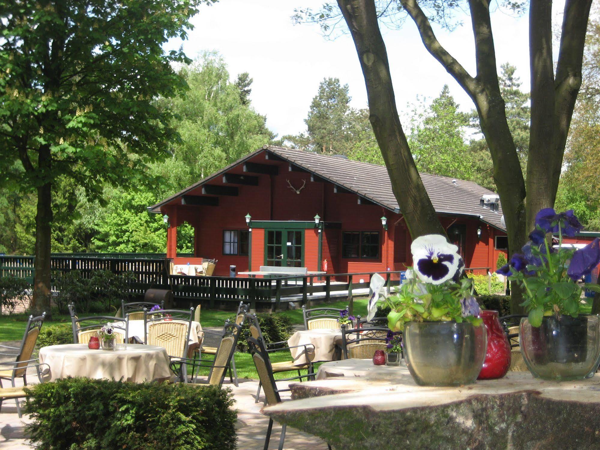 Fletcher Hotel Restaurant De Wipselberg-Veluwe Beekbergen Exterior photo